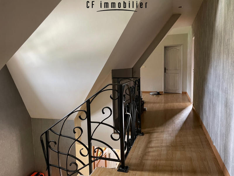 Maison - 168 m² - 7 pièces