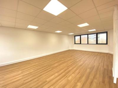 Bureau - 409 m²