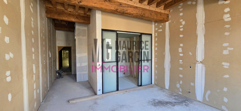 Maison - 200 m² - 6 pièces