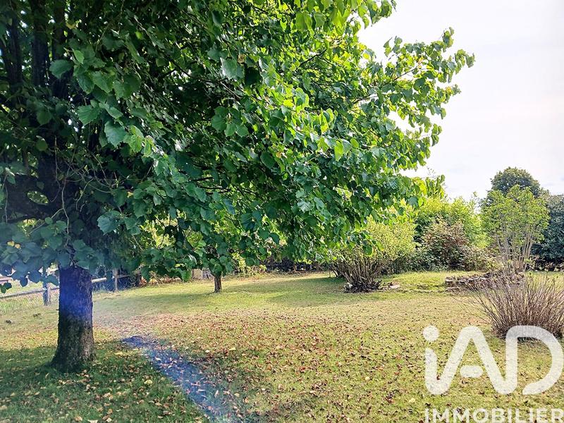 Maison - 207 m² - 11 pièces