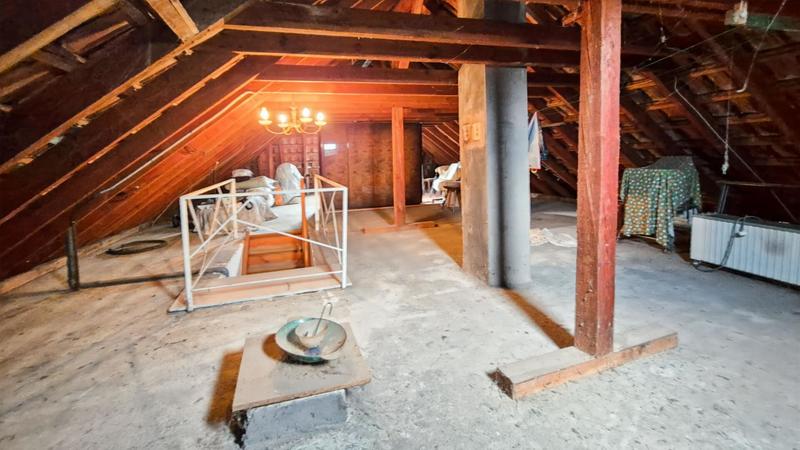 Maison - 104 m² - 6 pièces