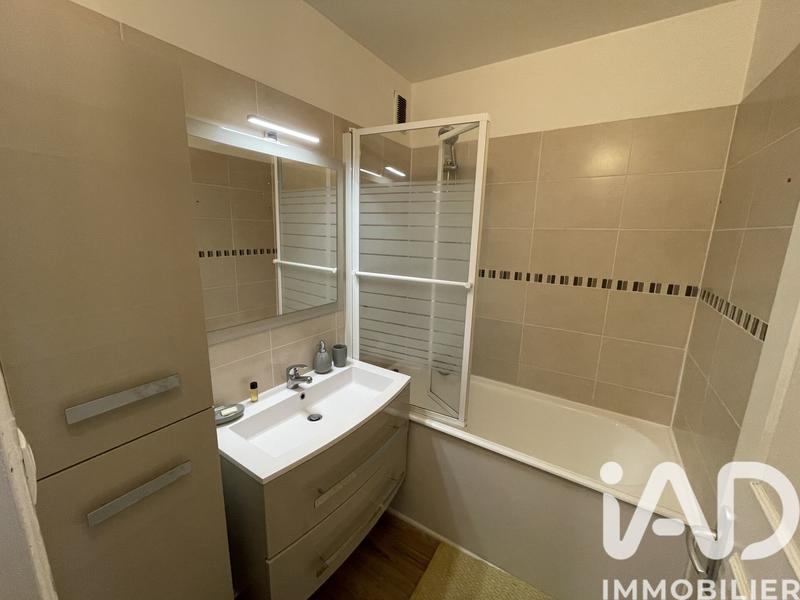 Appartement - 93 m² - 5 pièces