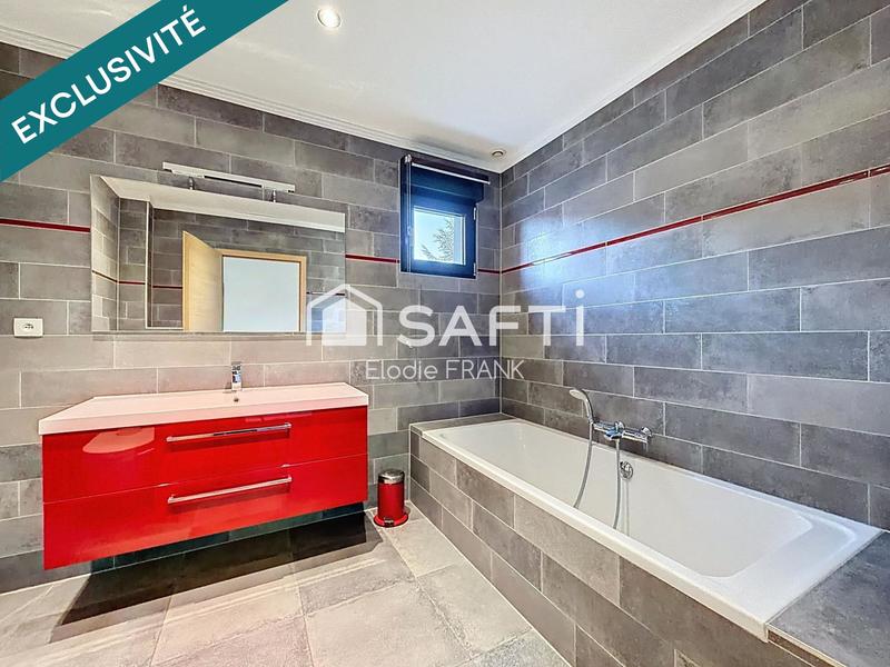 Maison - 177 m² - 7 pièces