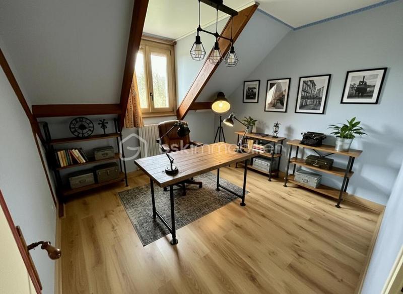 Maison - 175 m² - 8 pièces