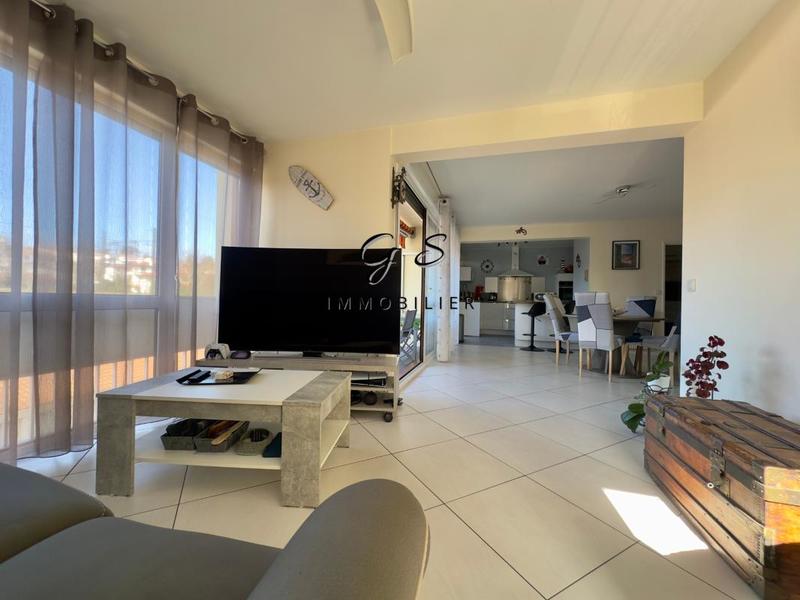 Appartement - 81 m² - 3 pièces