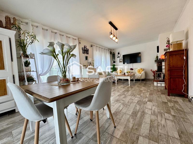 Maison - 102 m² - 5 pièces