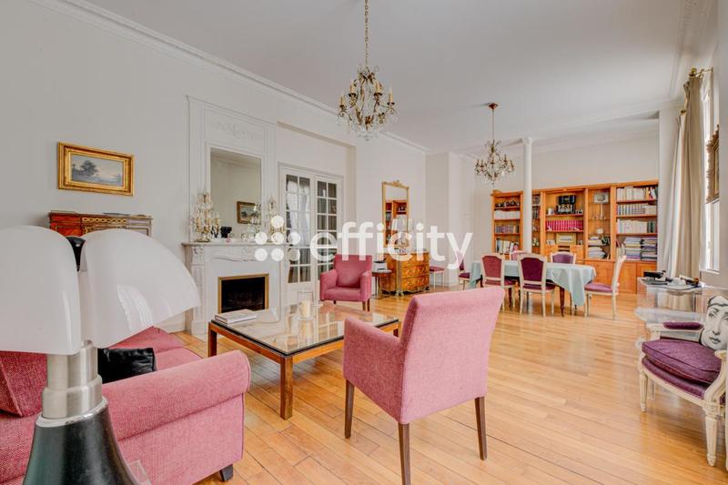 Appartement - 123 m² - 5 pièces