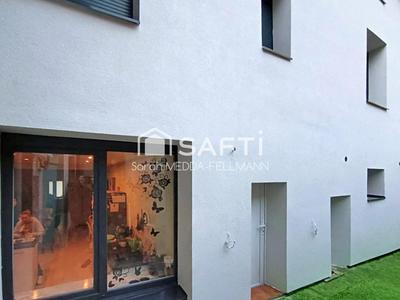 Maison - 230 m² - 7 pièces