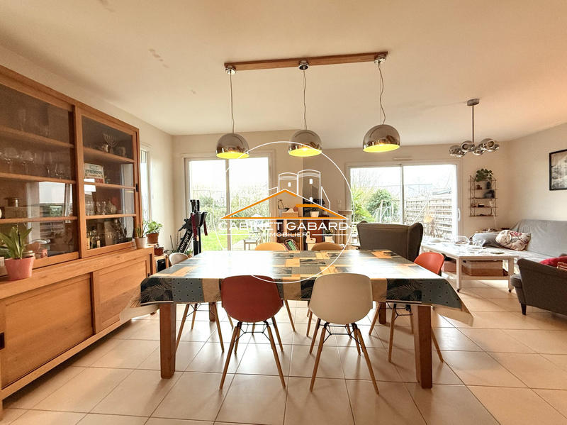 Maison contemporaine - 123 m² - 6 pièces