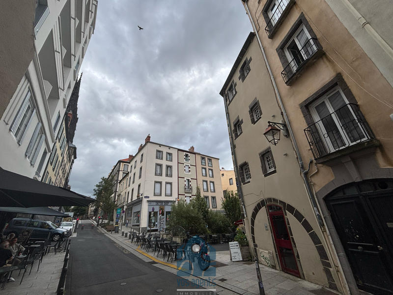 Immeuble - 120 m² - 2 pièces