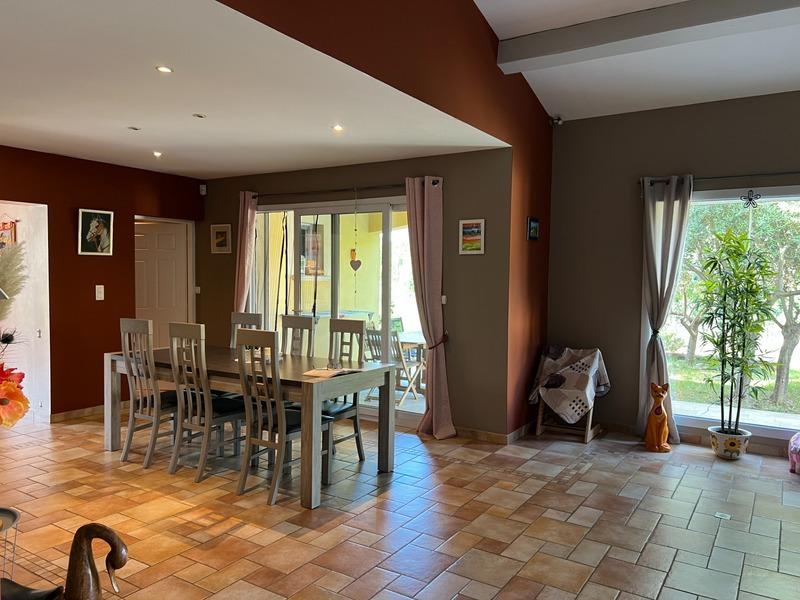 Maison - 136 m² - 4 pièces