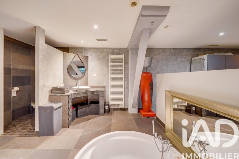 Appartement - 145 m² - 4 pièces