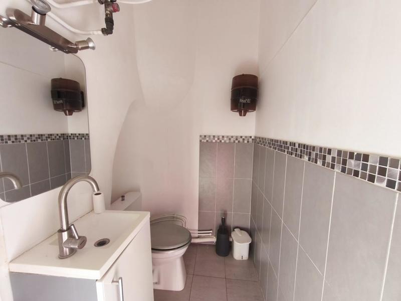 Bureau - 105 m² - 5 pièces