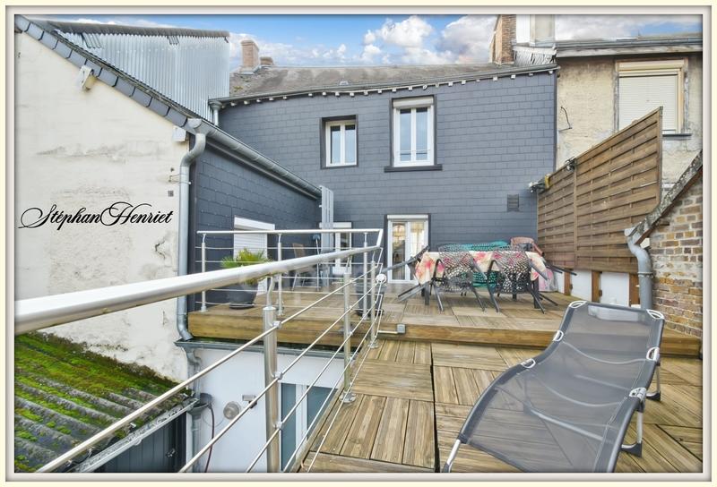 Immeuble - 210 m² - 6 pièces