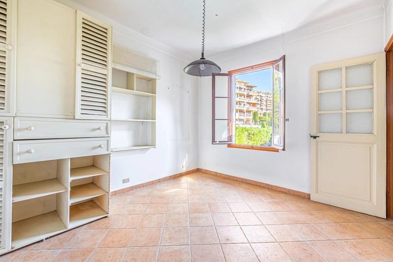 Villa - 80 m² - 6 pièces