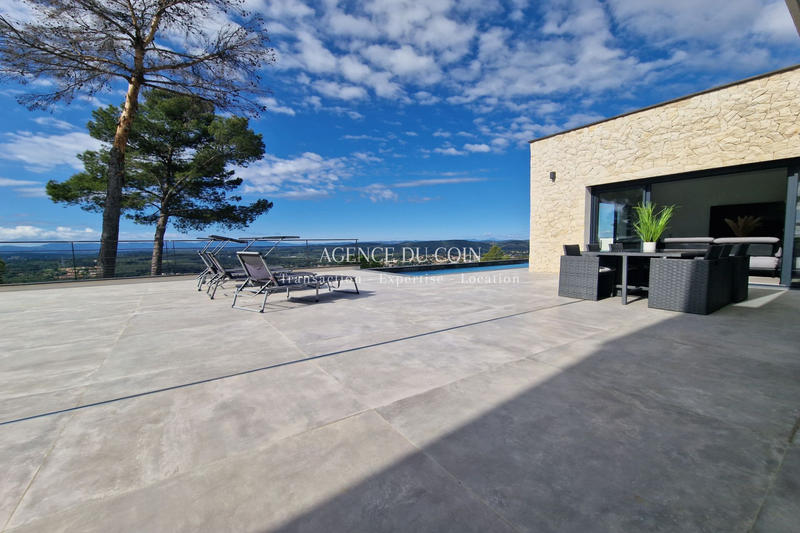 Villa - 180 m² - 7 pièces