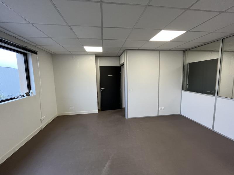 Bureau - 145 m²