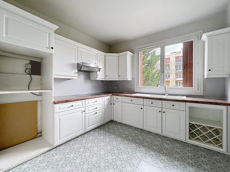 Appartement - 77 m² - 3 pièces