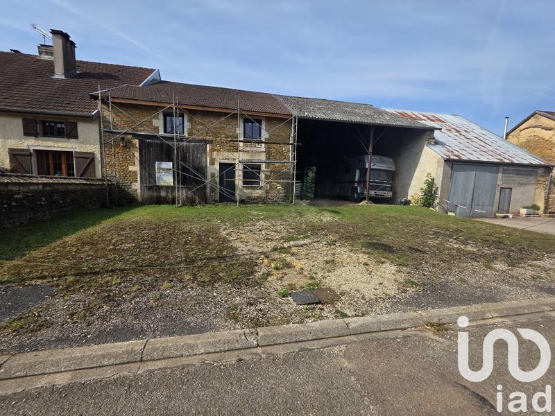 Maison de village - 200 m² - 3 pièces