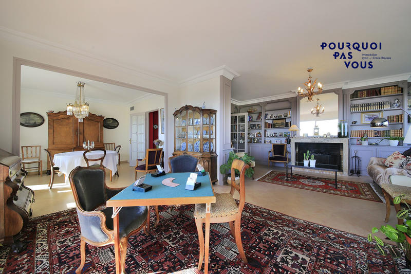 Appartement - 162 m² - 6 pièces