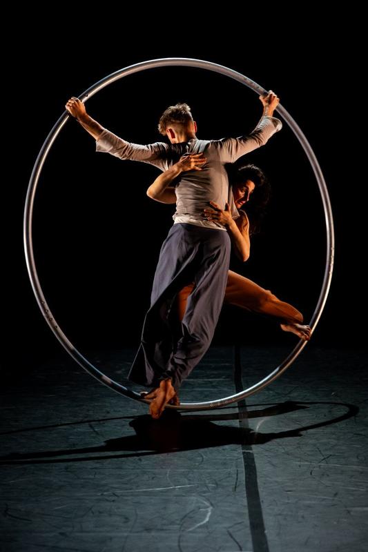 In Différence par la Cie Cirqu’ônflex