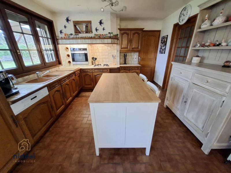 Maison - 99 m² - 5 pièces