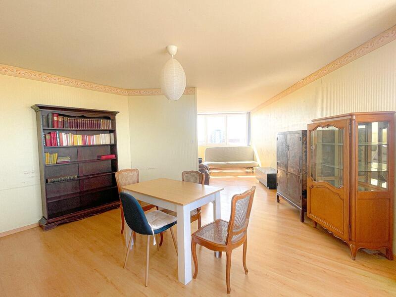 Appartement - 95 m² - 4 pièces