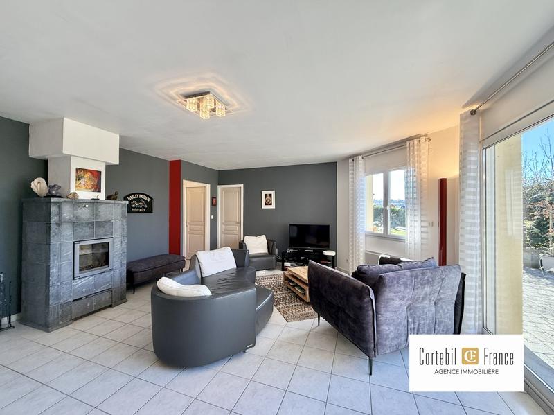 Maison - 193 m² - 5 pièces