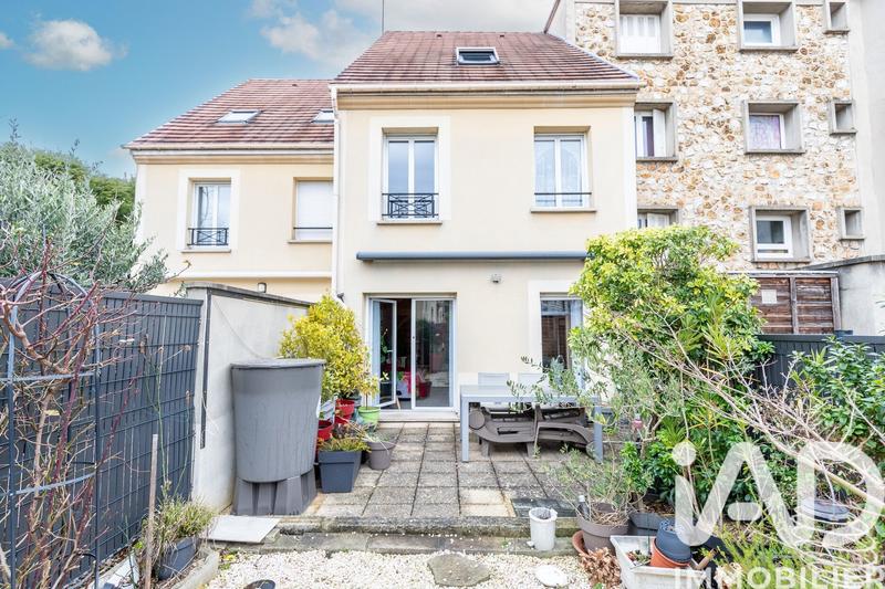 Maison de ville - 90 m² - 4 pièces