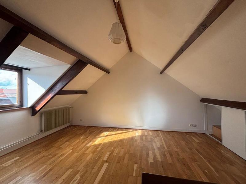 Immeuble - 250 m² - 15 pièces