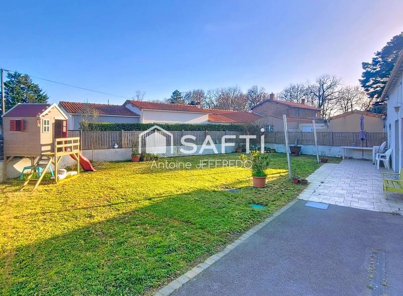 Maison - 80 m² - 4 pièces