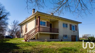 Maison - 123 m² - 5 pièces