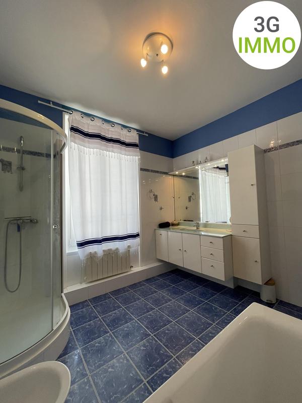 Appartement - 90 m² - 3 pièces