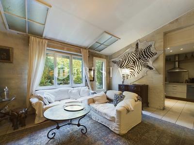 Maison - 207 m² - 7 pièces