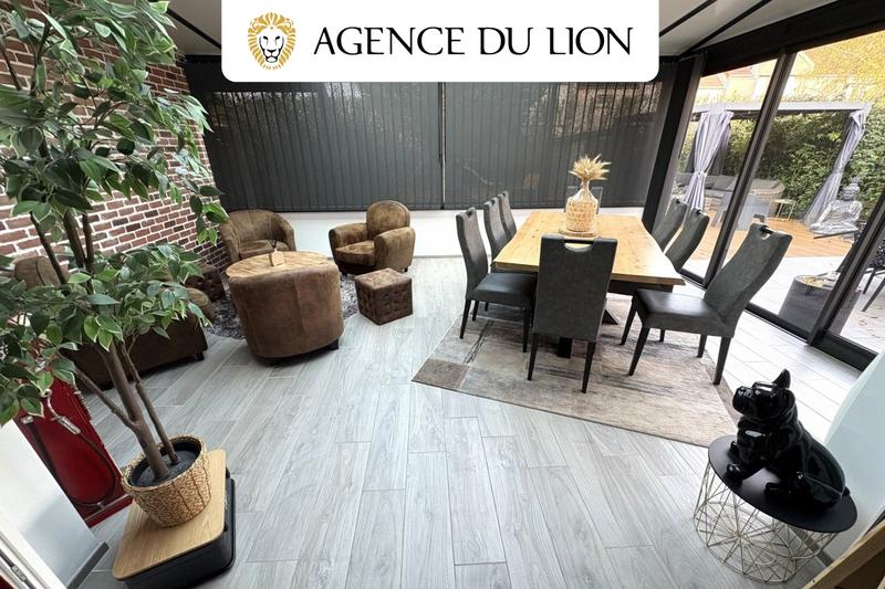 Maison - 151 m² - 8 pièces