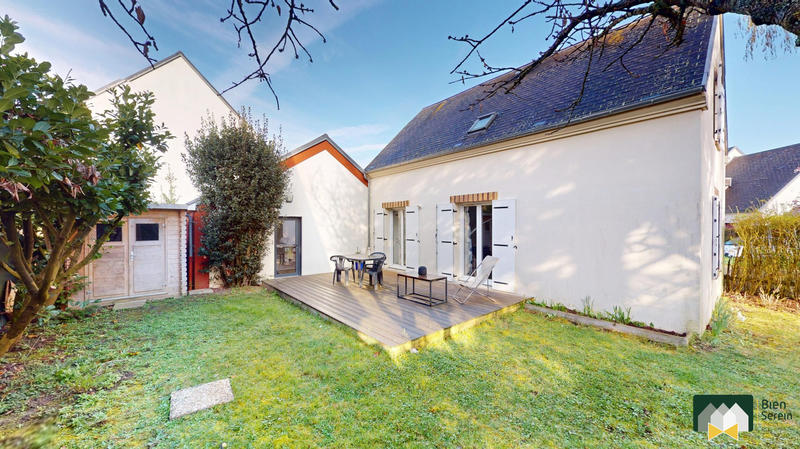 Maison - 99 m² - 5 pièces