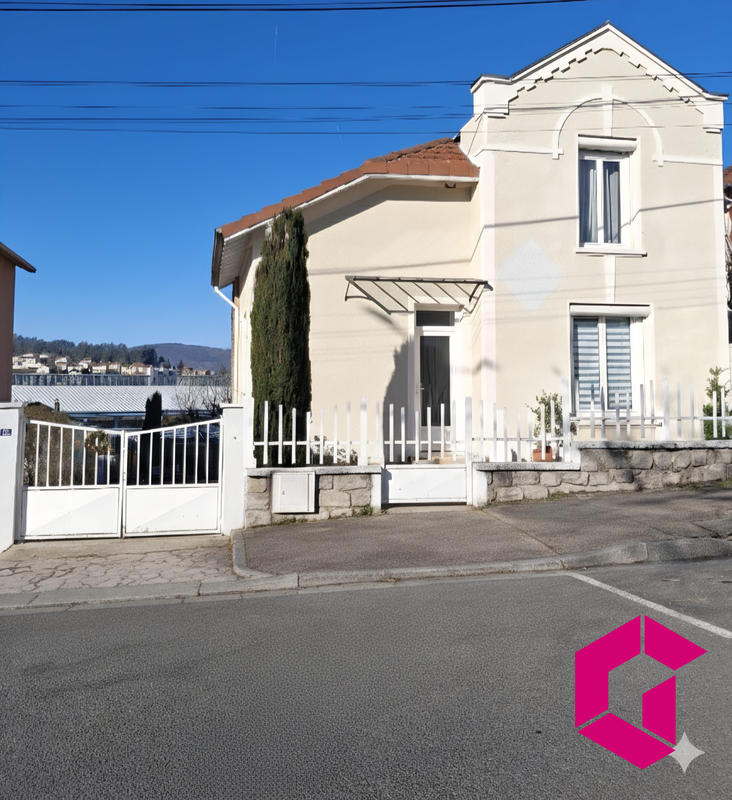 Maison - 134 m² - 7 pièces