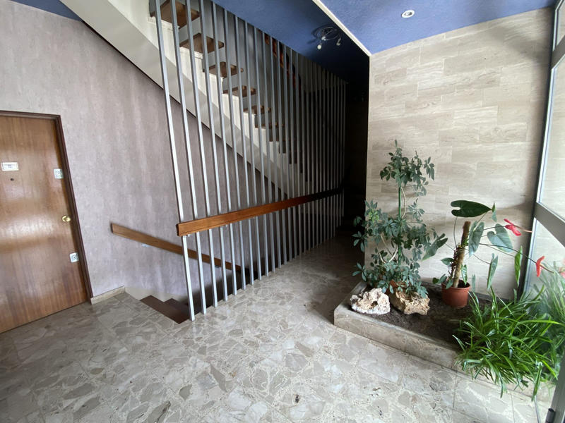 Appartement - 80 m² - 3 pièces