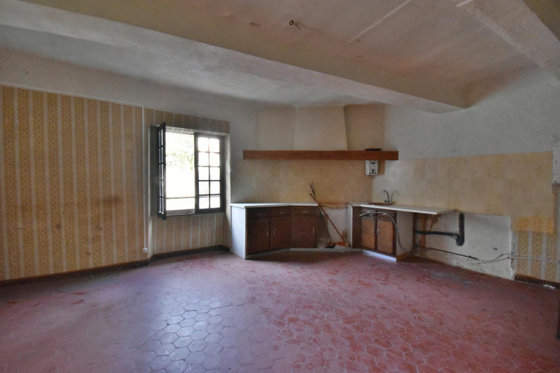 Maison de village - 250 m² - 8 pièces