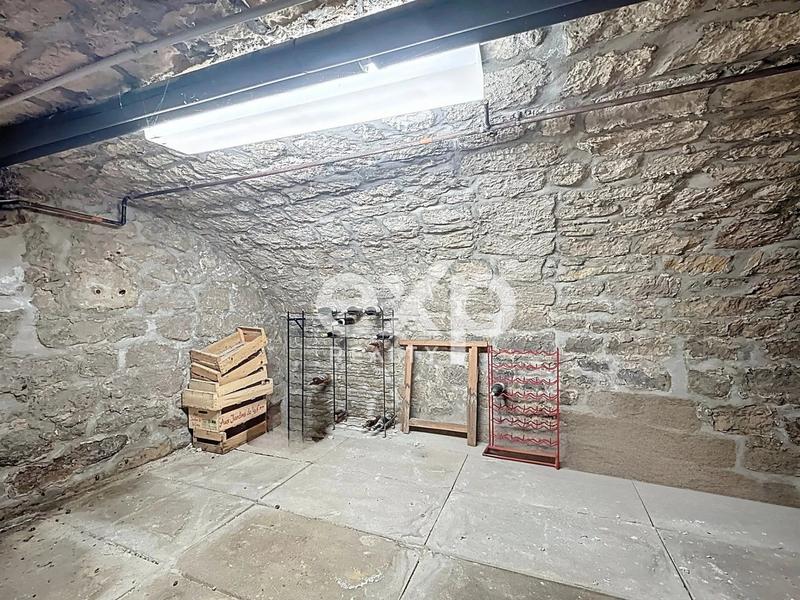 Maison - 200 m² - 6 pièces