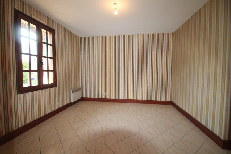 Maison - 140 m² - 4 pièces