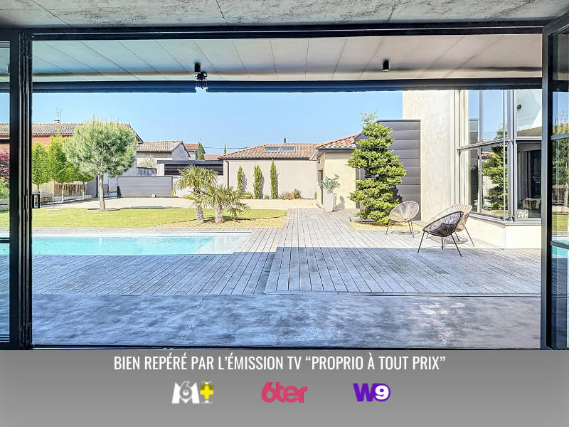 Maison - 243 m² - 8 pièces