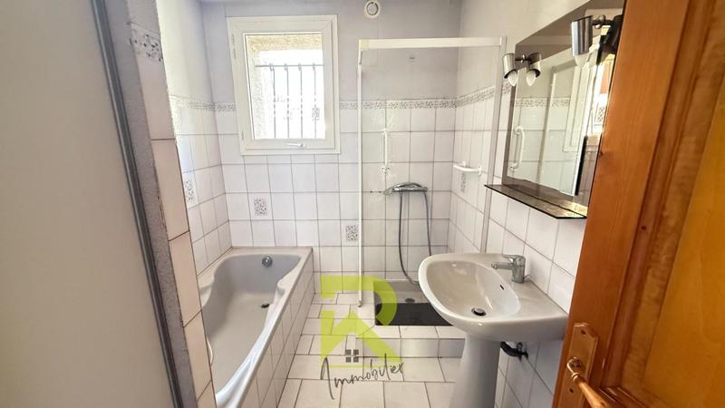 Immeuble - 136 m² - 6 pièces