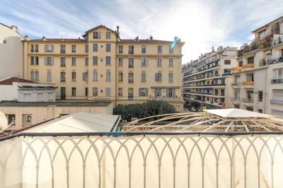 Appartement - 92 m² - 3 pièces