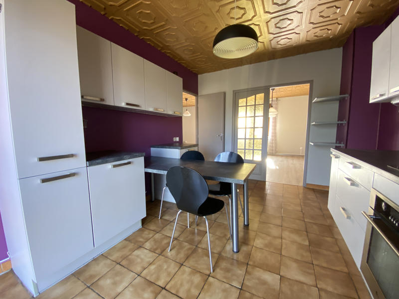 Maison - 157 m² - 9 pièces