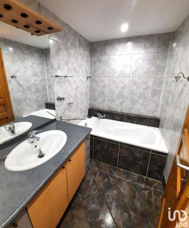 Appartement - 120 m² - 5 pièces