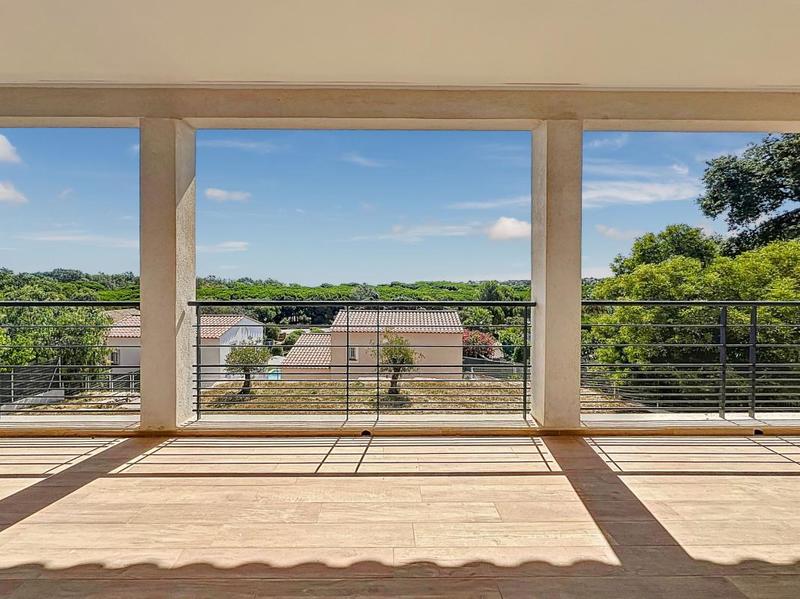 Villa - 175 m² - 4 pièces