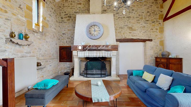 Maison - 319 m² - 10 pièces