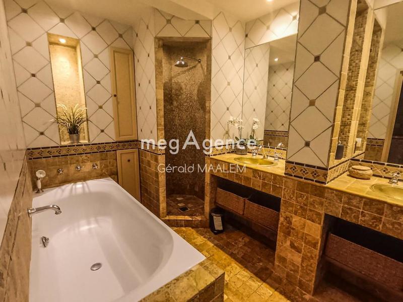 Villa - 170 m² - 7 pièces