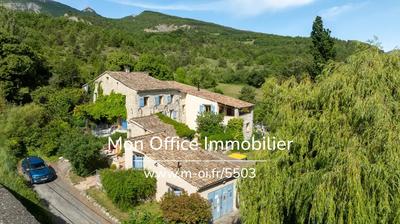 Ferme - 365 m² - 13 pièces